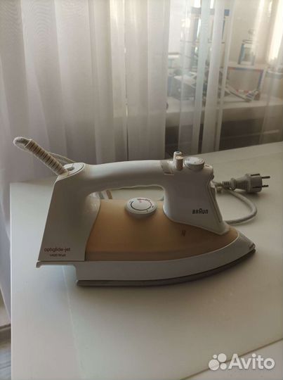 Утюг Braun