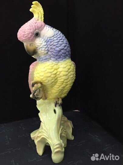 Фарфоровые статуэтки «Karl Ens» Попугай и Орел