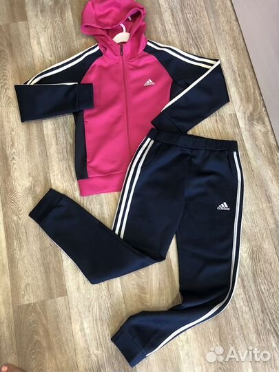 Спортивный костюм adidas для девочки 140