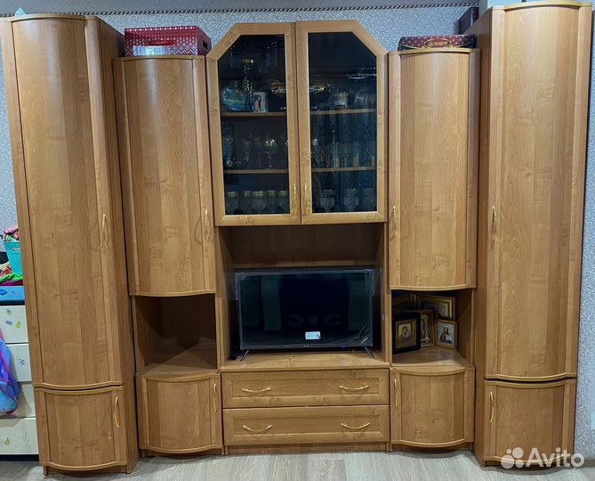 Стенка мебельная