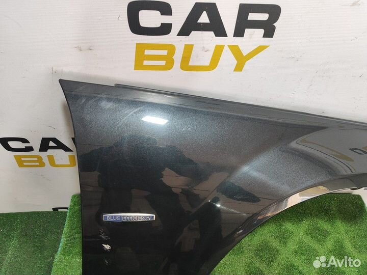 Крыло переднее правое Mercedes-Benz C-class