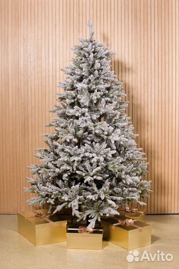 Елка искусственная