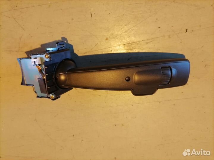 Переключатель подрулевой (дворников) 8682869 Volvo