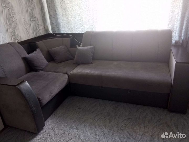 Угловой диван
