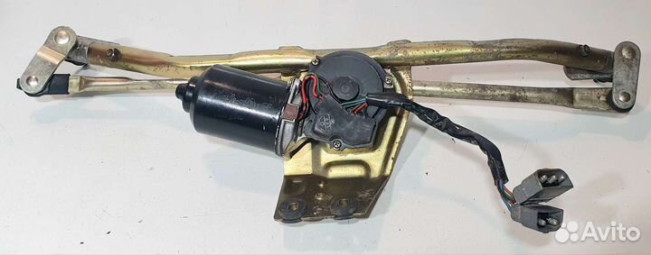 Трапеция стеклоочистителей Saab 9000