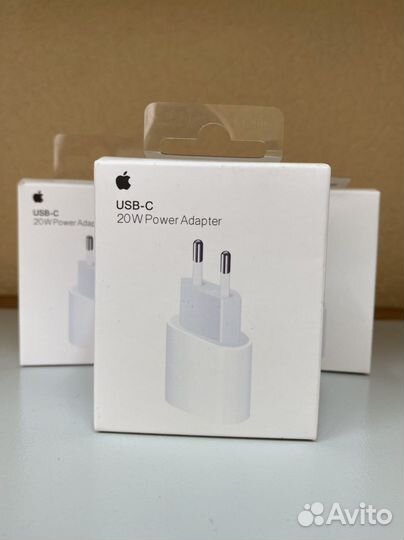 Зарядный блок iPhone 20 w USB
