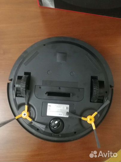 Робот пылесос новый