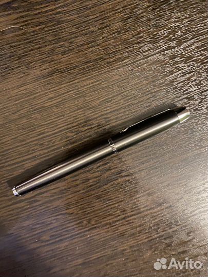 Перьевая ручка parker