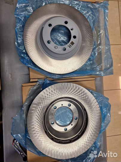 Передние тормозные диски Porsche - 301