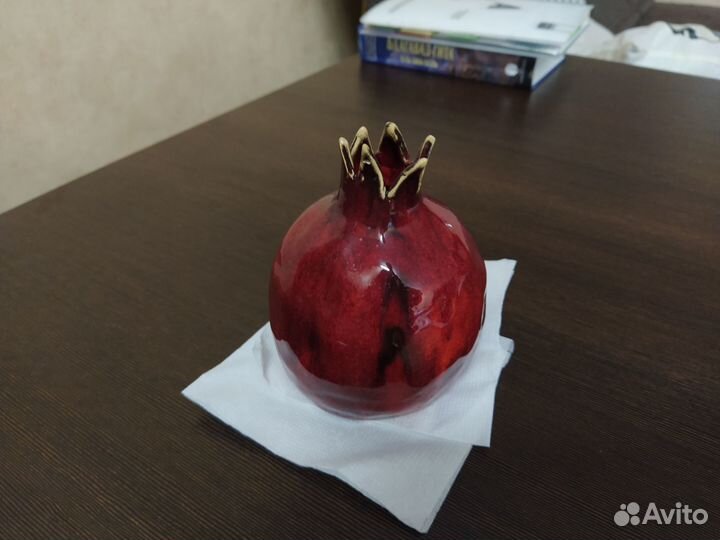 Глиняный гранат. Статуэтка