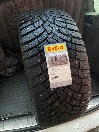 Pirelli Ice Zero 2 285/40 R21 109H