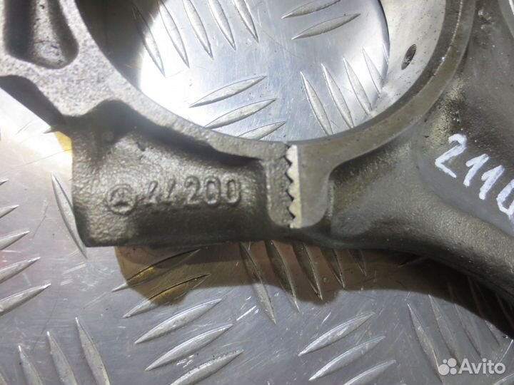 Шатун Mercedes-Benz A4220300420