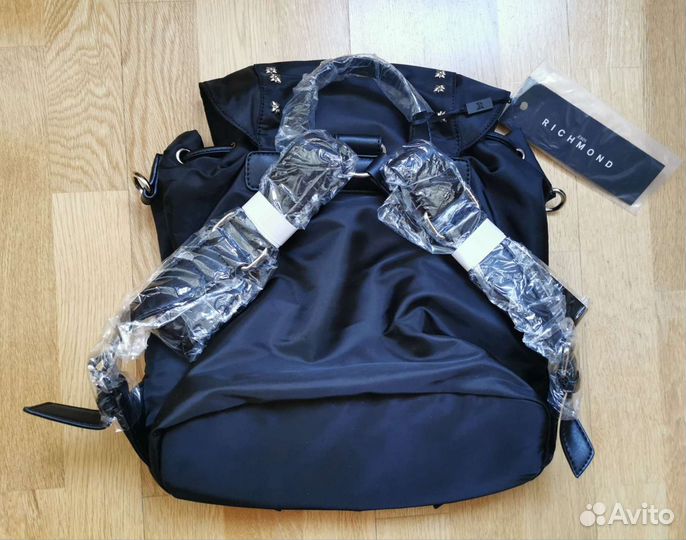 Рюкзаки John Richmond