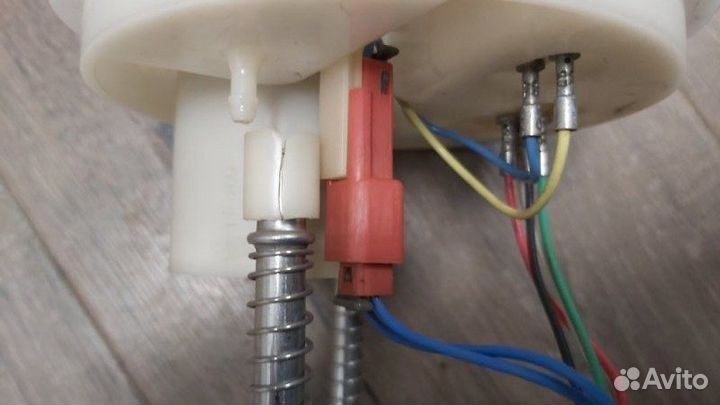 Топливный насос Bmw X6M E71 S63B44A 2009