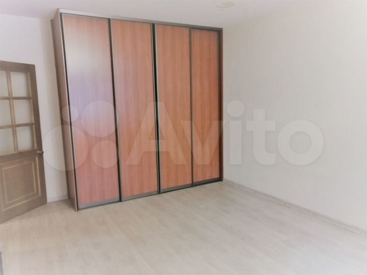 2-к. квартира, 56,4 м², 1/12 эт.