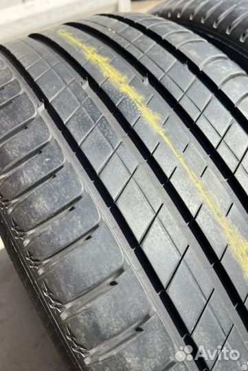 Michelin Latitude Sport 3 255/45 R20 и 285/40 R20