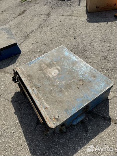 Весы платформенные б/у