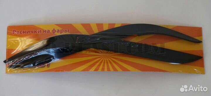 Реснички на фары Toyota Ipsum 10