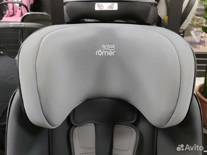 Автокресло britax romer advansafix m I size