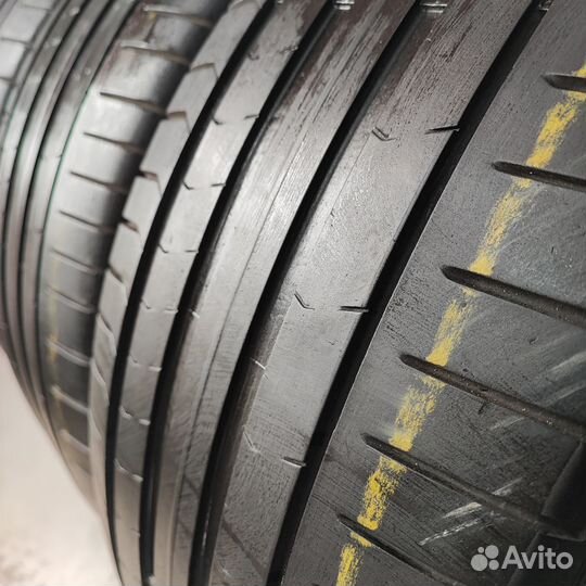 Pirelli P Zero PZ4 255/40 R21 102Y