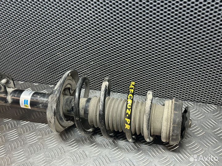 Стойка передняя правая Chevrolet Cruze J300