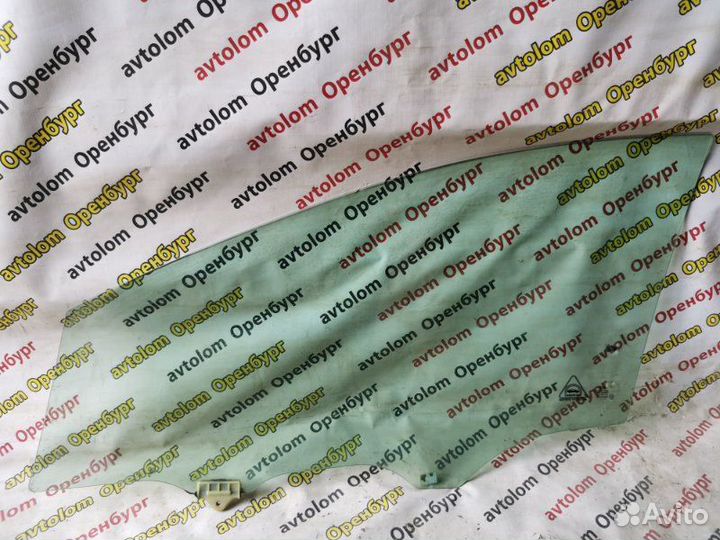 Стекло двери переднее правое Kia Ceed JD