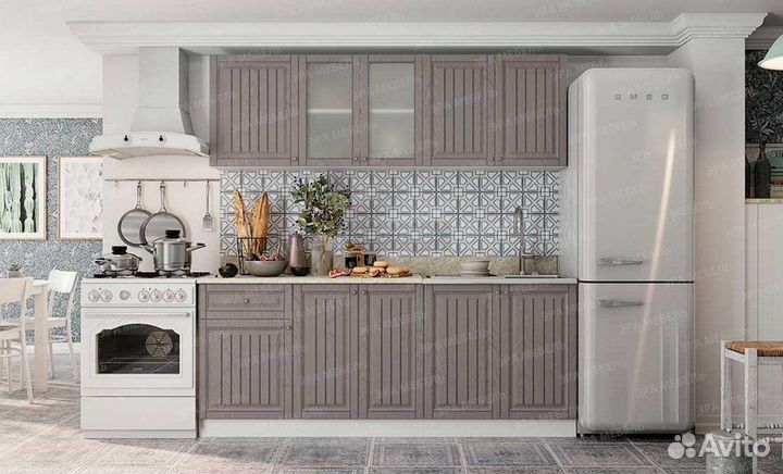 Кухня Хозяюшка 2м новая