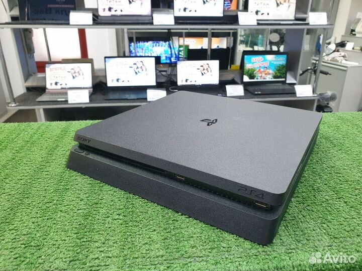 Sony Playstation 4 Slim 1tb