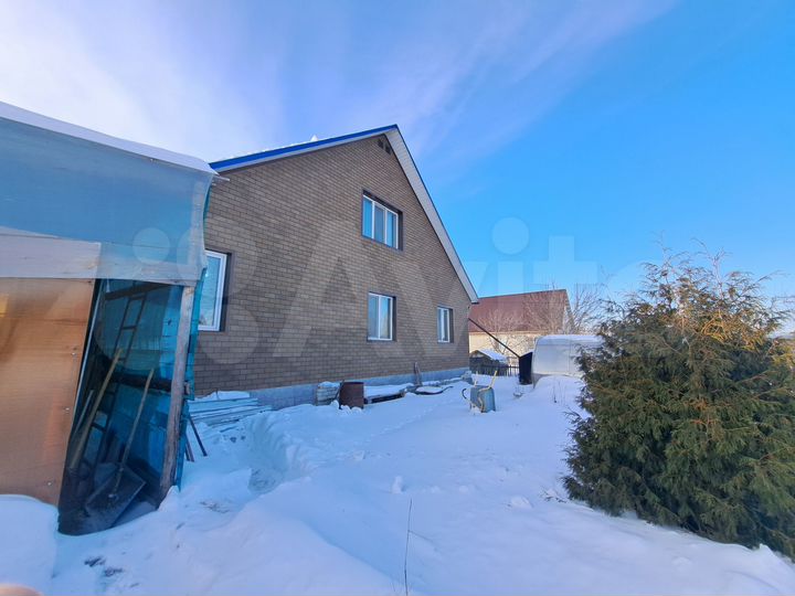 Дом 137,8 м² на участке 8 сот.