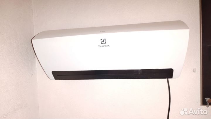 Электротепловентилятор electrolux EFH/W-9020