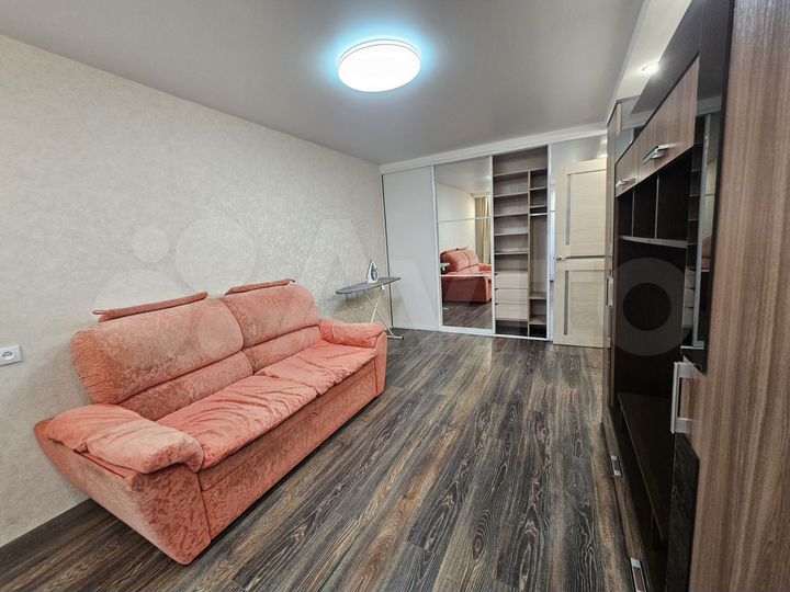 2-к. квартира, 48 м², 3/10 эт.