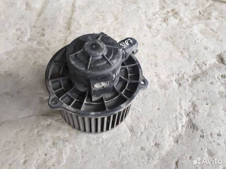 Моторчик печки Hyundai Getz 2005 97112-1C000