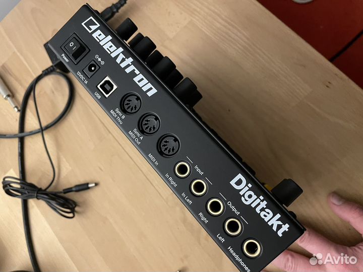 Сэмплер Elektron digitakt