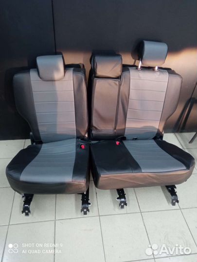 Продам чехлы на toyota rav4