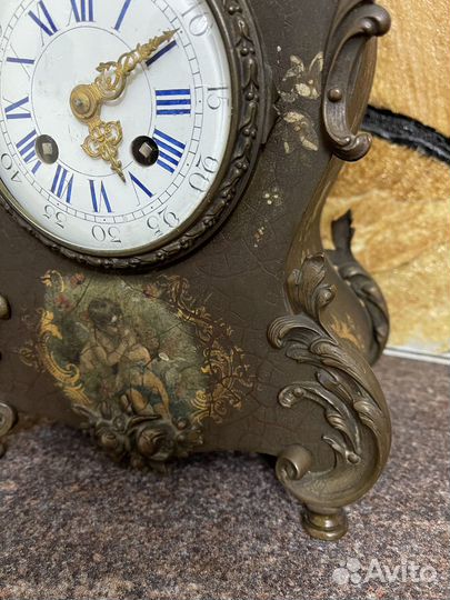 Часы в стиле буль Франция