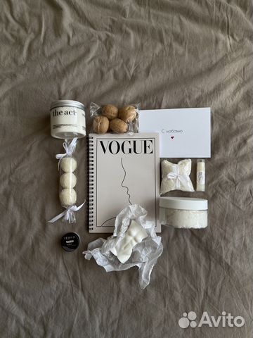 Подарочный бокс ко дню Святого Валентина