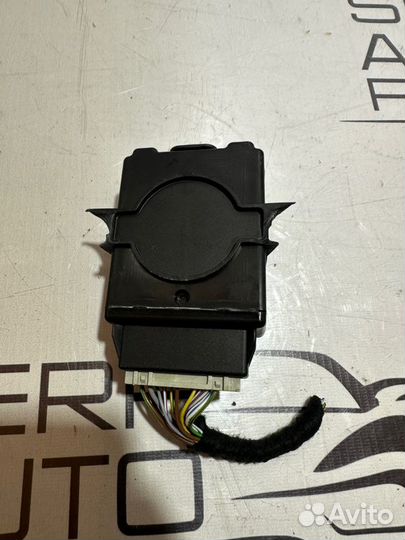 Блок управления светом Ford Focus 3 CB8 1.6L