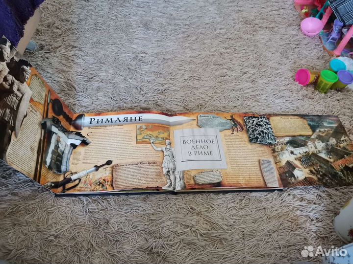 Подарочная коллекционная книга по истории Воины