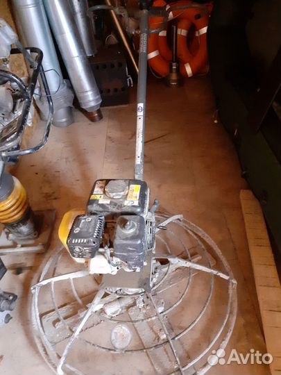 Затирочная машина по бетону