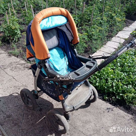 Прогулочная коляска