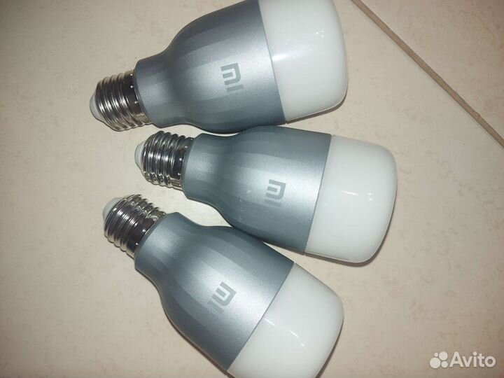 Умная лампочка xiaomi