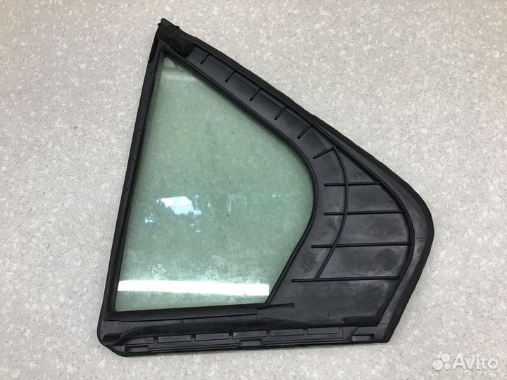 Стекло двери задней правой Honda Accord viii 2008