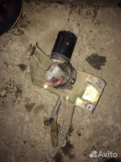 Трапеция дворников с моторчиком Renault 19