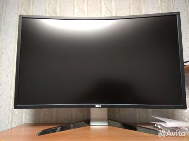 Монитор 32''144 гц BenQ EX3200R