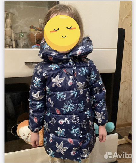 Продам куртку для девочки
