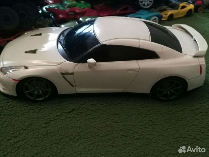 Радиоупр машины,железные модели