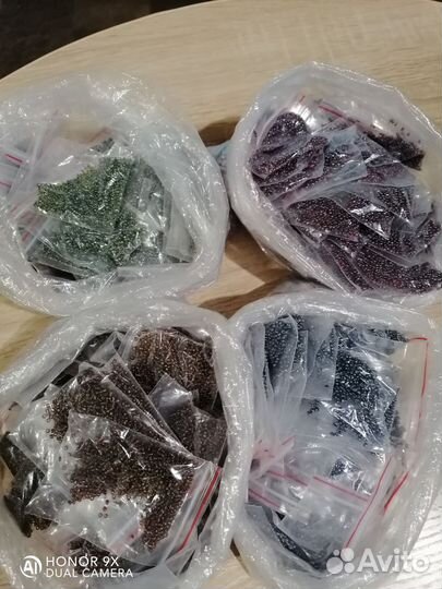 Бисер мелкий, крупный