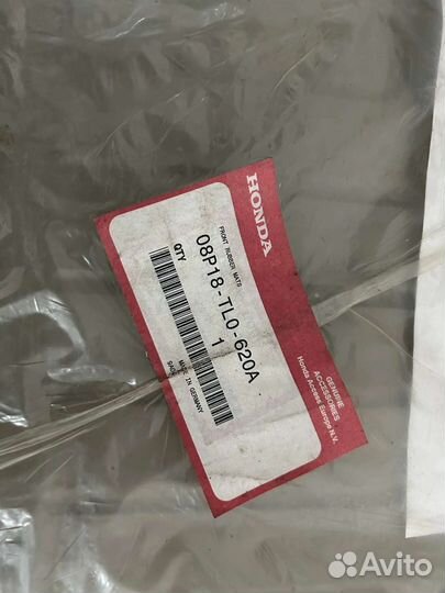 Коврик Оригинальный Honda Accord 8 левый руль