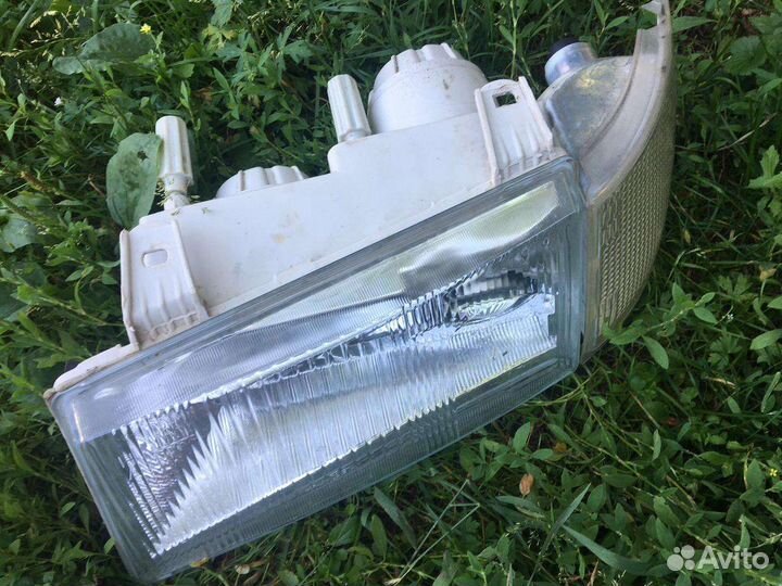 Фара с поаворотником левая и правый поворотник