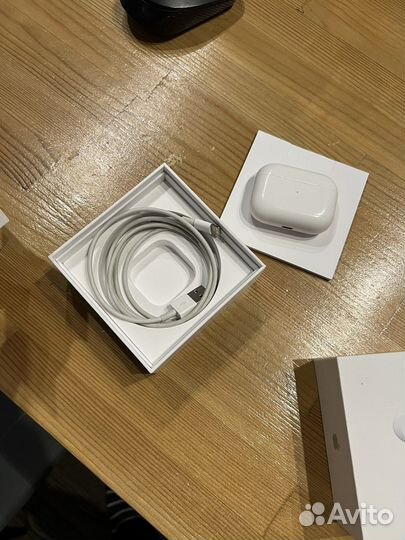 Беспроводные наушники apple airpods pro